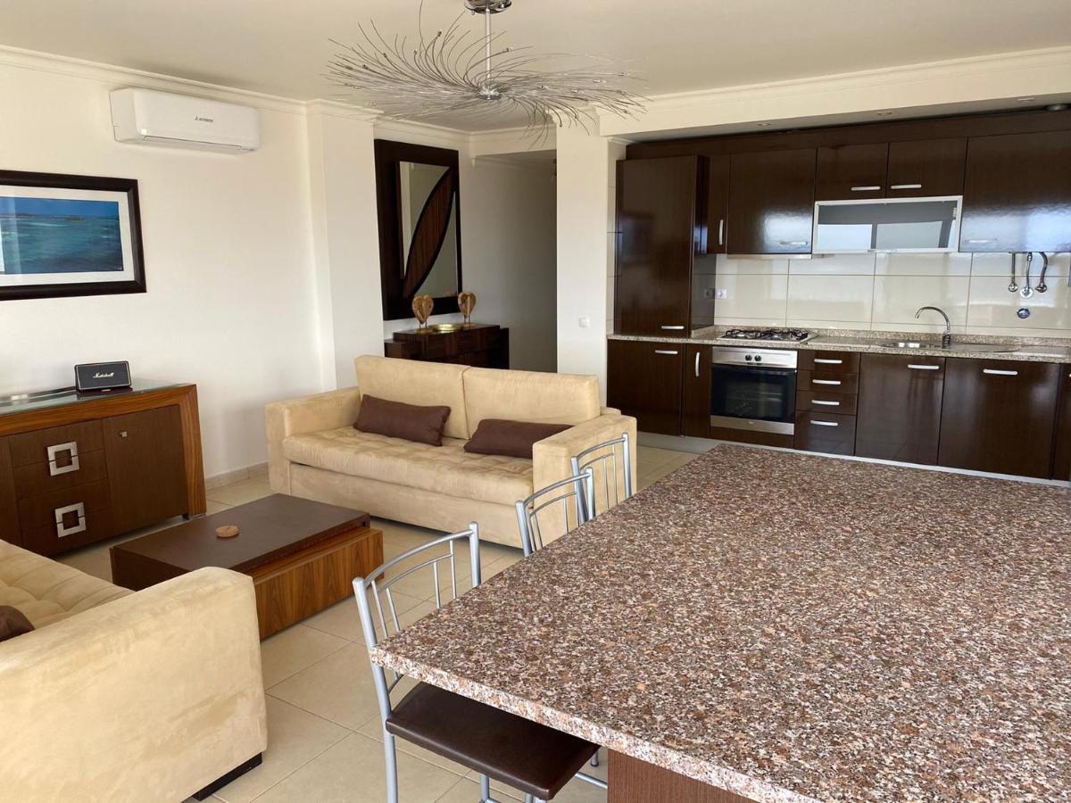 Luna - Airco - Sea View - First Line - Own Parking Armacao de Pera Exterior photo